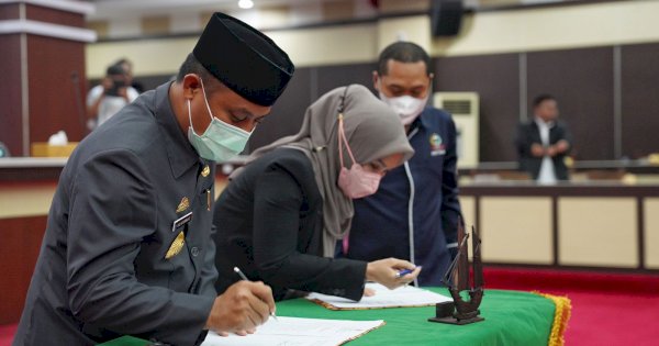 Gubernur-DPRD Sulsel Teken Nota Kesepakatan KUA-PPAS TA 2023