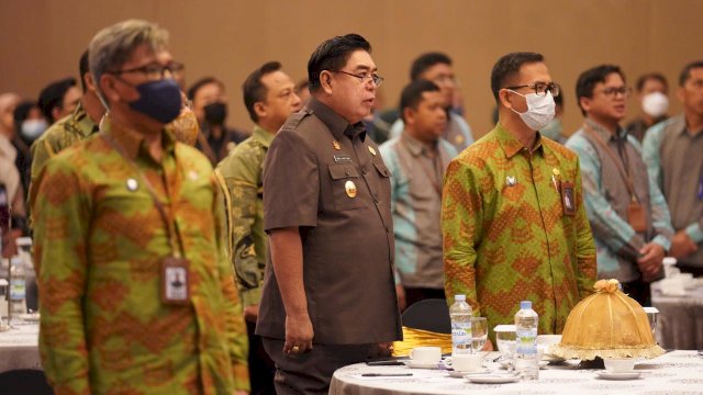 Sekretaris Daerah Provinsi Sulsel, Abdul Hayat Gani saat Rapat Koordinasi Daerah Persiapan Pelaksanaan ST2023, Evaluasi LF 2020 dan Evaluasi Kegiatan Teknis Lainnya, di Hotel Claro Makassar, Kamis, (25/8/2022).