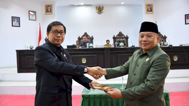 Pemda dan DPRD Lutra Sepakati KUA-PPAS APBD-P 2022 dan APBD 2023