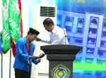 Amran Sulaiman Beri Beasiswa Bagi Mahasiswa Penghafal Al-Quran 30 Juz