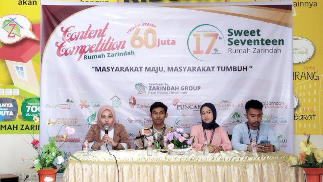 Pihak Zarindah Group melakukan jumpa pers terkait agenda yang akan digelar menyambut HUT ke-17, pada Sabtu (6/8/2022). (Foto: ABATANEWS/Cinno) 