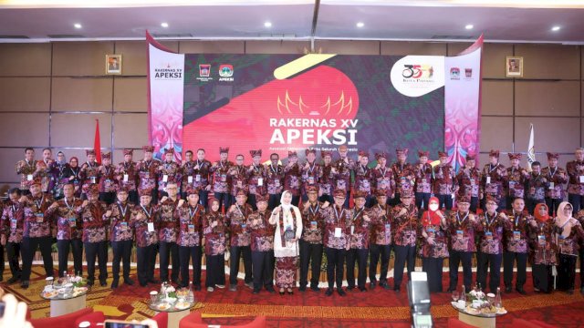 Rapat Kerja Nasional (Rakernas) APEKSI ke XV di Hotel Tuntrum, Padang Barat, Senin (8/8/2022). (Istimewa) 