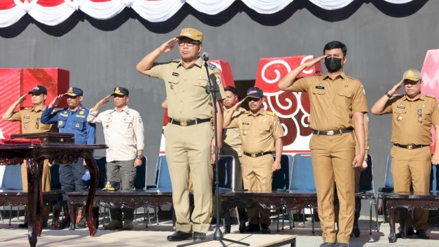 Wali Kota Makassar Moh Ramdhan Pomanto menghadiri gladi bersih Perayaan Kemerdekaan Republik Indonesia di Kota Makassar akan dipusatkan di Anjungan Pantai Losari pada 17 Agustus 2022 mendatang, pada Senin (15/8/2022). (Foto: ABATANEWS/Wahyuddin) 