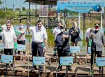 Gubernur Sulsel Bersama Tiga Menteri RI Tanam Mangrove di Maros