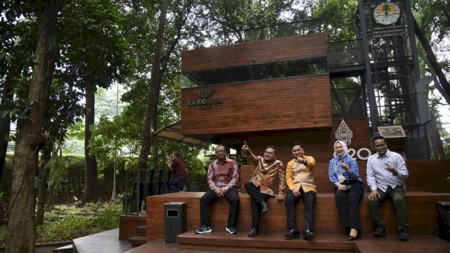 Sebagai tindak lanjut dari ikhtiar pengelolaan sampah perkotaan, Wali kota Gorontalo Marten Taha kembali menemui Kementrian Lingkungan Hidup dan Kehutanan (KLHK) RI di Jakarta, pada Senin (22/8/2022).