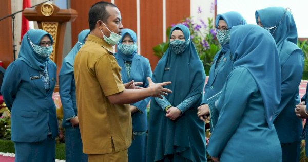 Hadiri Pelantikan Ketua PKK Sidrap, Ini Pesan Gubernur Andi Sudirman