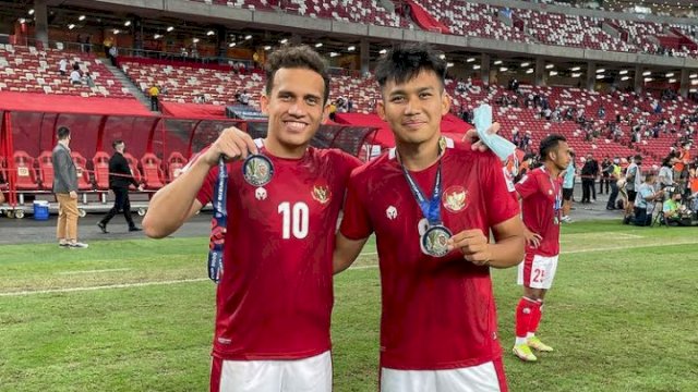 Egy Maulana Fikri dan Witan Sulaiman saat berseragam Timnas Indonesia. (foto: Ig/@egymaulanavikri) 