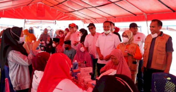 Warga Ikuti Pemeriksaan Kesehatan Gratis oleh Pemprov Sulsel