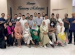 Rudianto Lallo Bareng Alumni 2002 FH Unhas Keliling Bagi Sembako