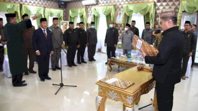 PJ Gubernur Gorontalo Hamka Pimpin Pelantikan Penjabat Sekprov Gorontalo