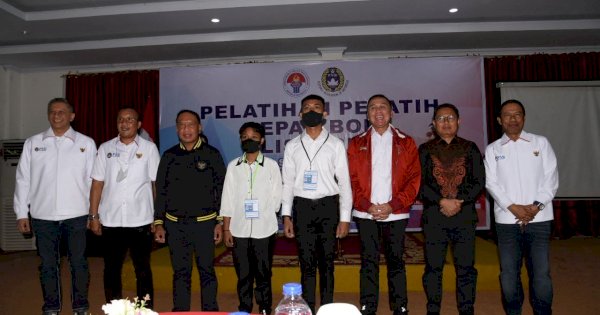 Dukung Prestasi Sepak Bola, Kemenpora Fasilitasi Kursus Pelatih di Gorontalo