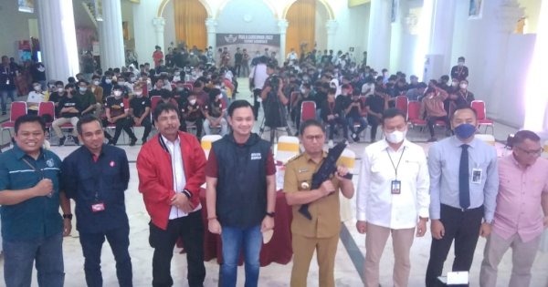 Hamka Hendra Buka Tournamen E-Sport Piala Gubernur Gorontalo