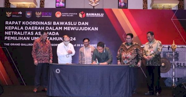 Hamka Noer Wakili Kepala Daerah se Indonesia Tanda Tangani Pakta Integritas Netralitas ASN 