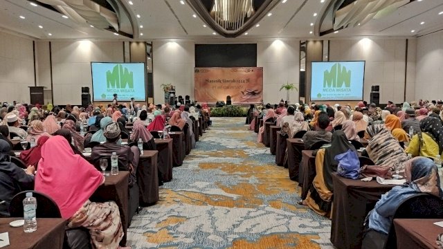 PT Meida Wisata menggelar Manasik Umrah 1444 H, di Phinisi Ballroom, Hotel Claro, Makassar, pada Kamis (1/9/2022). (Foto: ABATANEWS/Cinno) 