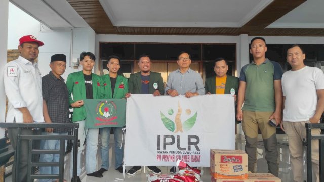 Ikatan Pemuda Luwu Raya (IPLR) Sulawesi Barat bersama Ikatan Pelajar Mahasiswa Pitu Ulunna Salu (IPMAPUS) Mamuju mengunjungi Kabupaten Luwu Utara untuk mengantarkan bantuan kepada korban banjir di Luwu Utara. 