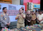 Pemusnahan 940 Buah Sajam, Danny Sebut Tingkat Kriminal di Makassar Berkurang