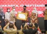 Usulkan 10.385 Formasi PPPK Guru, Andi Sudirman Raih Penghargaan dari MenPAN-RB
