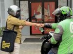 Ojol Day Bikin Parkiran Kantor Dinas Pariwisata Makassar Luang