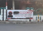 Spanduk PKS &#8216;Tolak Kenaikan BBM&#8217; Dirusak OTK