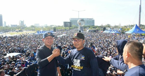 Danny Pomanto Sumbang Satu Unit Mobil di Jalan Sehat Restorasi NasDem