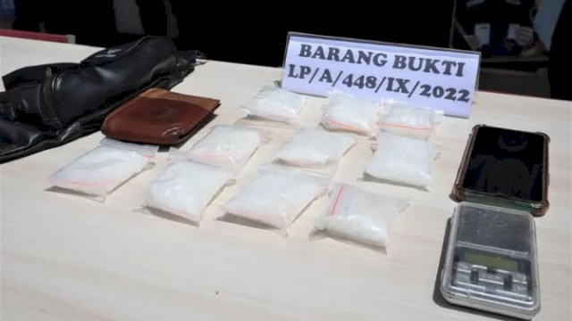 Barang bukti yang disita Satuan Reserse Narkotika (Satnarkoba) Polres Gowa terkait kasus narkoba.