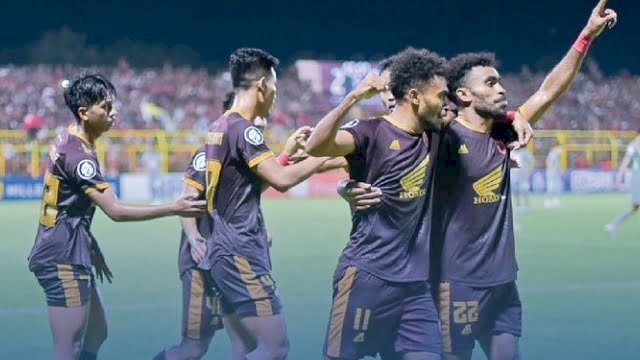 Dokumentasi Skuad PSM Makassar saat melawan Persebaya Surabaya di pekan 9 Liga 1 2022-2023, di Gelora BJ Habibie, Parepare, Sabtu (10/9/2022). (foto: Liga 1) 