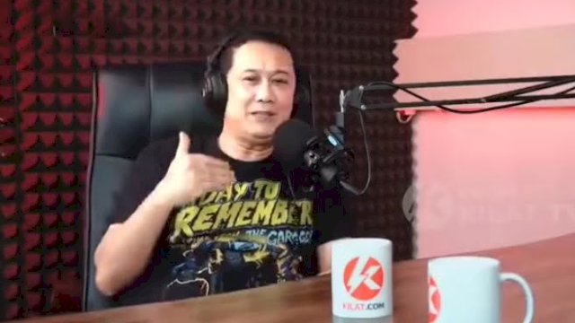 Dokumentasi Pegiat Media Sosial, Denny Siregar. (Sumber Foto: YouTube)