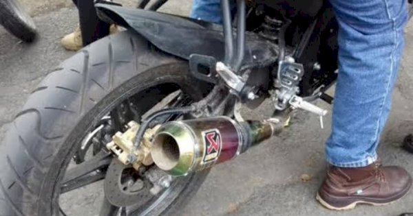 18 Motor dengan Knalpot Brong Disita Polisi di Makassar 