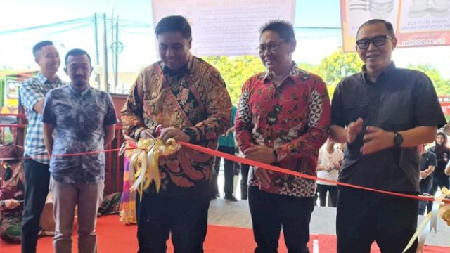 Resmikan Swalayan, Bupati Chaidir Harap Perekonomian Maros Bangkit