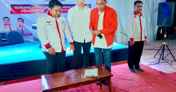 Hadir di Pelantikan PKPM, Rudianto Lallo Janji Sumbang Ambulance