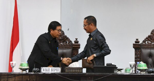 Pemkab dan DPRD Lutra Sepakat Perubahan APBD Tahun Anggaran 2022