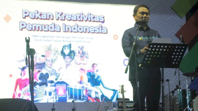 Penjabat Gubernur (Penjagub) Gorontalo, Hamka Hendra Noer saat membuka event Pekan Kreatif Pemuda Indonesia (PKPI) tahun 2022 di Lapangan Taruna Remaja Kota Gorontalo, Rabu malam (5/10/2022).