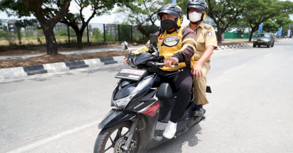 Pekan Ke Empat Ojol Day, Danny Gunakan Maxim Hadiri Kegiatan TPID