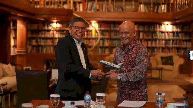 Wali Kota Parepare, Taufan Pawe saat melakukan pertemuan dengan Ilham Akbar Habibie di kawasan Patra Kuningan XIII, Jakarta Selatan, Rabu, (12/10/2022).