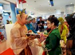 Usai Buka PDN Expo 2022, Istri Wagub DIY Sambangi Stand Dispar Makassar