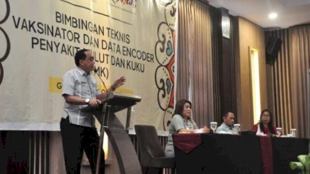 Bimbingan Teknis (Bimtek) vaksinator dan data encoder yang digelar oleh Direktorat Jenderal Peternakan dan Kesehatan Hewan Kementerian Pertanian bekerja sama dengan Dinas Pertanian Provinsi Gorontalo di Hotel Aston, Kota Gorontalo, Kamis (27/10/2022).