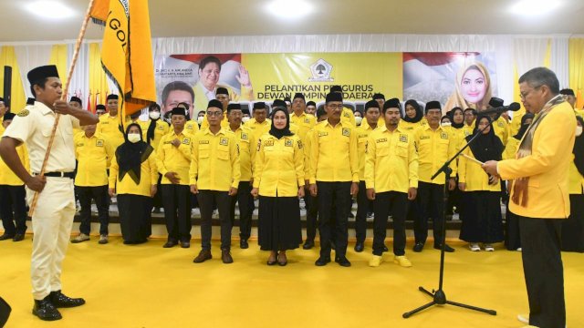 Ketua DPD I Golkar Sulsel, Taufan Pawe resmi melantik Pengurus DPD II Golkar Luwu Utara yang dikomandoi Indah Putri Indriani, pada Ahad (2/10/2022). 