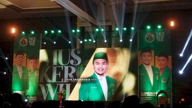 Ketua DPW PPP Sulsel Imam Fauzan saat sambutan pada acara pembukaan Musyawarah Kerja Wilayah (Muskerwil) DPW PPP Sulsel, di Hotel Four Poin by Sheraton, Makassar, kemarin (3/10/2022).