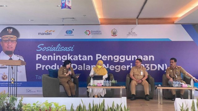 Pemerintah Provinsi (Pemprov) Sulawesi Selatan (Sulsel) melakukan sosialisasi Peningkatan Penggunaan Produk Dalam Negeri (P3DN), yang berlangsung di Ballroom Bank Mandiri Region X Sulawesi dan Maluku, Jl RA Kartini No 19, Baru, Kecamatan Ujung Pandang, Kota Makassar, Senin (10/10/2022).