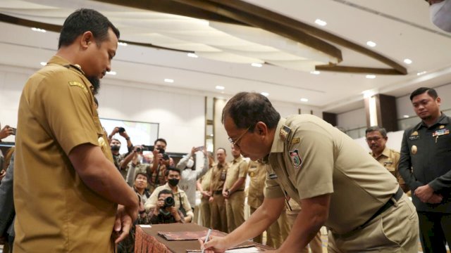 Pemerintah Kota (Pemkot) Makassar di bawah kepemimpinan Wali Kota Moh Ramdhan ‘Danny’ Pomanto kembali meraih penghargaan Tim Pengendali Inflasi Daerah (TPID) Award 2022 Bank Indonesia.