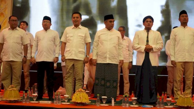 Sekretaris Jenderal DPP Partai Gerindra Ahmad Muzani menghadiri peringatan Maulid Nabi Muhammad SAW yang digelar oleh DPD Gerindra Sulsel, di Upperhills Convention Hall, Makassar, pada Kamis (13/10/2022) malam.