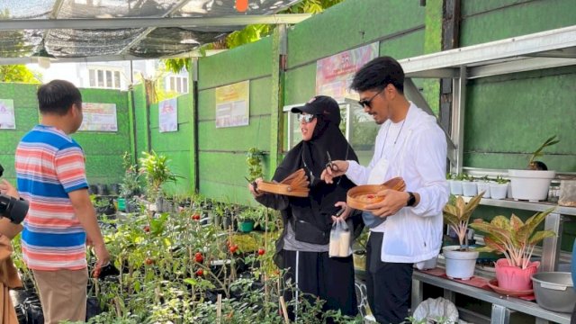 Duta Pemuda Kota Makassar yang diinisiasi oleh Dinas Pemuda dan Olahraga bersama dr. Udin Shaputra Malik menggelar kegiatan Japparong, pada Ahad (16/10/2022).