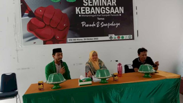 Wakil Bupati Maros Suhartina Bohari hadiri seminar kebangsaan memperingati hari sumpah pemuda di Kampus STAI DDI Maros, Jum'at (28/10/2022).