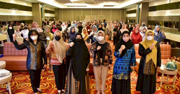 Gandeng Dinas Koperasi, Dekranasda Sulsel Buat Pelatihan Vocational UKM Perempuan