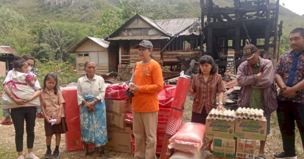 Pemprov Sulsel Salurkan Bantuan Logistik Korban Kebakaran di Toraja