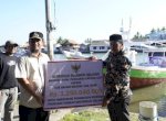 Andi Sudirman Serahkan Bantuan Kapal Perikanan ke Nelayan di Bone