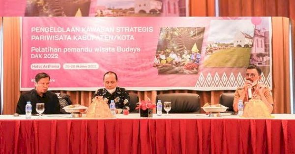 Dispar Makassar Gelar Pelatihan Pemandu Wisata, Diikuti 45 Peserta dari Longwis 