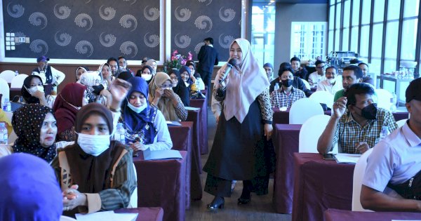 Fatma Wahyuddin Edukasi Warga Soal Pelayanan Kesehatan