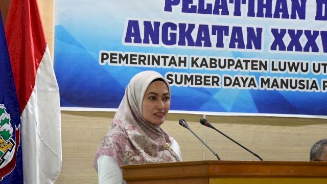 Bupati Luwu Utara Indah Putri Indriani saat membuka pelatihan dasar CPNS di Kampus II BPSDM Sulawesi Selatan, Rabu (12/10/2022).