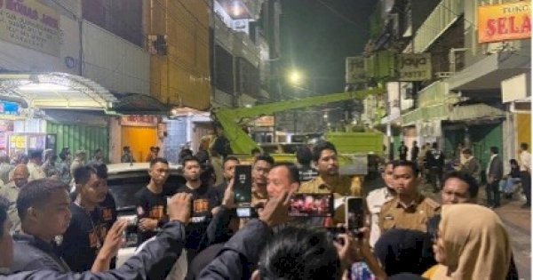 Tertibkan Reklame di Somba Opu, Bapenda: Semrawut Makanya Harus Ditata